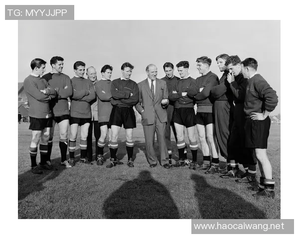 七十年代和九十年代的足球明星盘点与回顾