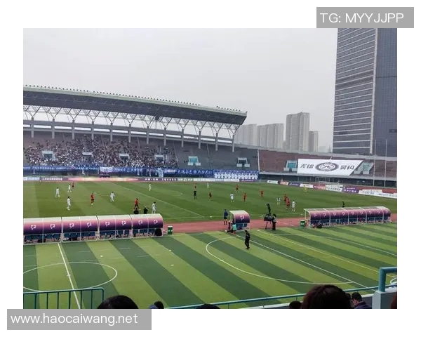 足球明星投资建设的球场盘点及其背后的故事与影响